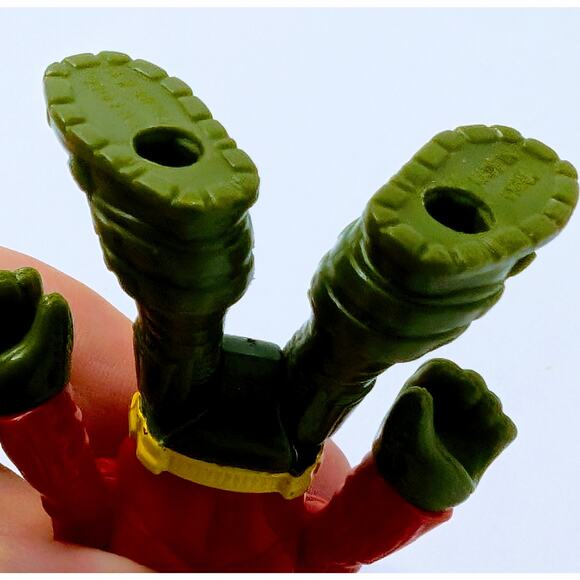 Fisher Price Imaginext DC Super Friends ROBIN Robot Mech Suit 3" Figure - Picture 3 of 4